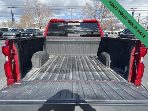 Used 2021 Chevrolet Silverado 1500 High Country w/ Technology Package image 13