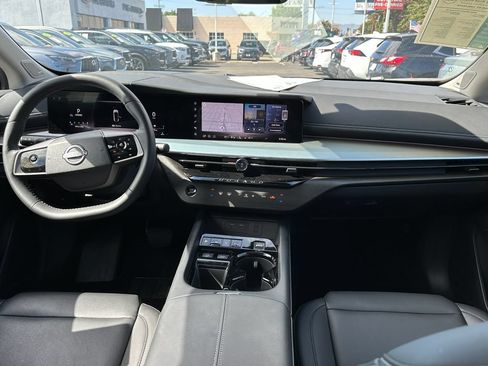 Used 2025 Nissan Murano SL AWD/4WD image 20