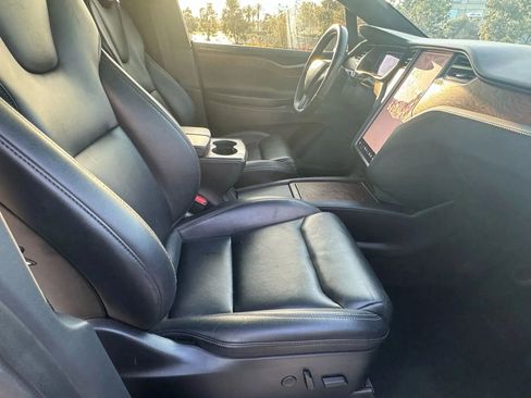 Used 2020 Tesla Model X Long Range AWD/4WD image 15