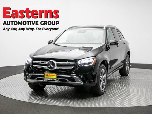 Used 2022 Mercedes-Benz GLC 300 4MATIC w/ Premium Package Lite image 1