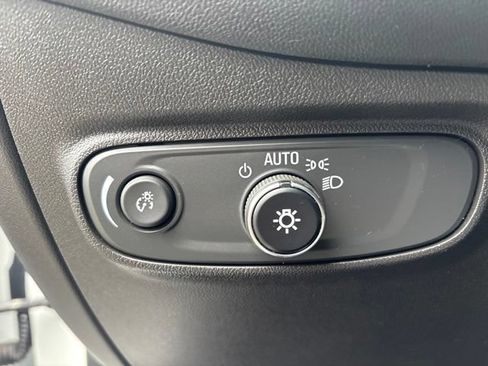 Used 2020 Chevrolet Equinox LS w/ LPO, Cargo Package AWD/4WD image 16