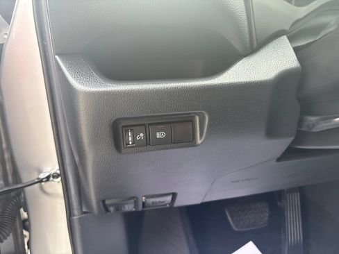 Used 2019 Toyota RAV4 LE w/ All Weather Liner Package AWD/4WD image 12