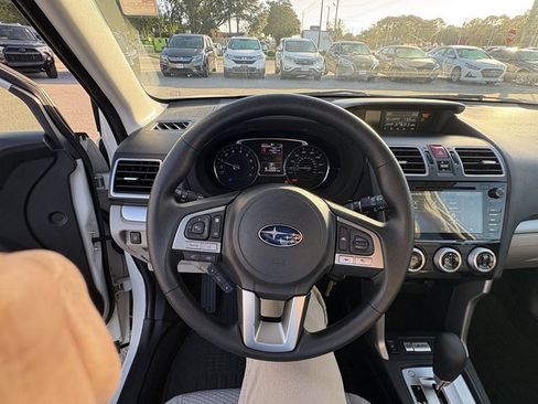 Used 2018 Subaru Forester 2.5i Premium image 16
