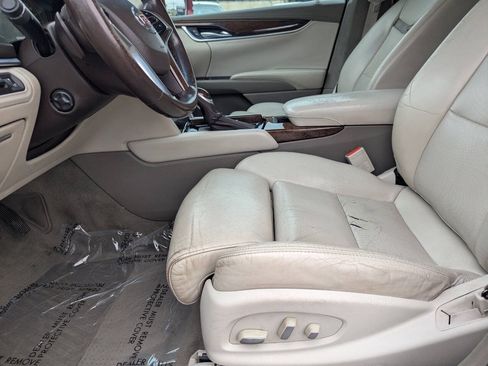 Used 2013 Cadillac XTS Platinum FWD image 24