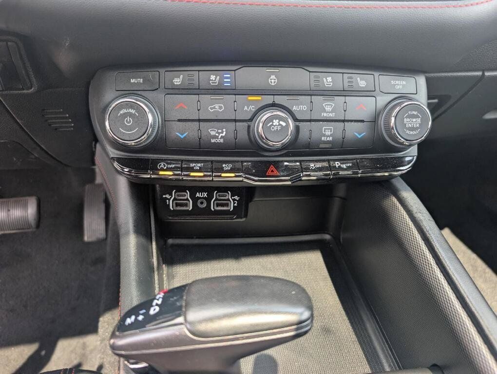 Used 2024 Dodge Durango GT AWD/4WD image 10