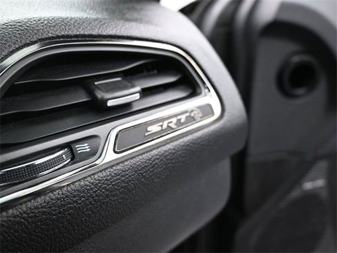 Used 2019 Dodge Challenger SRT Hellcat Redeye image 16