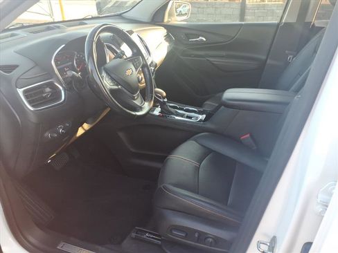 Used 2022 Chevrolet Equinox Premier image 12