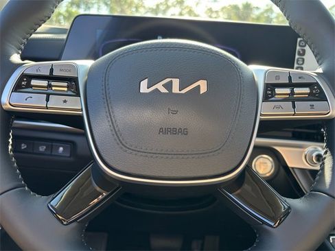 New 2025 Kia Telluride S image 23