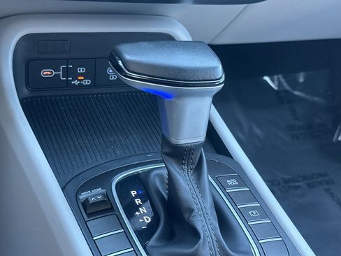 Used 2024 Hyundai Kona SEL image 22