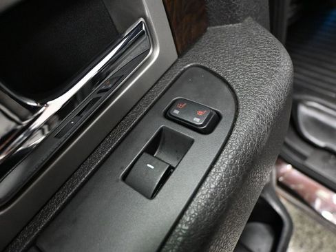 Used 2013 Ford F150 Platinum image 39