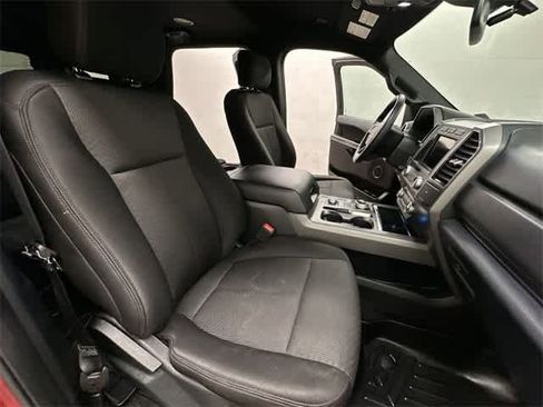 Used 2020 Ford Expedition XLT image 21