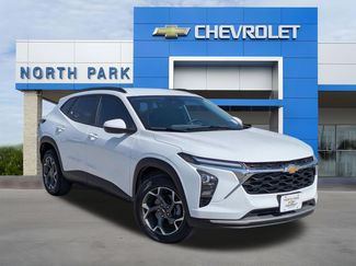 Used 2024 Chevrolet Trax LT w/ Driver Confidence Package video 1