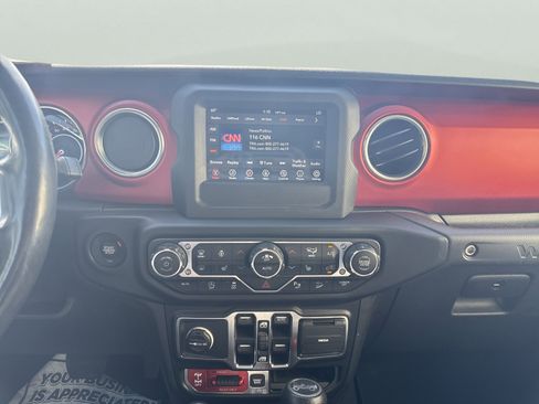 Used 2019 Jeep Wrangler Unlimited Rubicon w/ Steel Bumper Group image 18