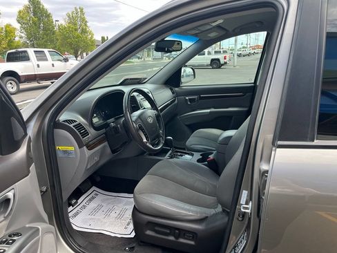 Used 2011 Hyundai Santa Fe SE FWD image 13