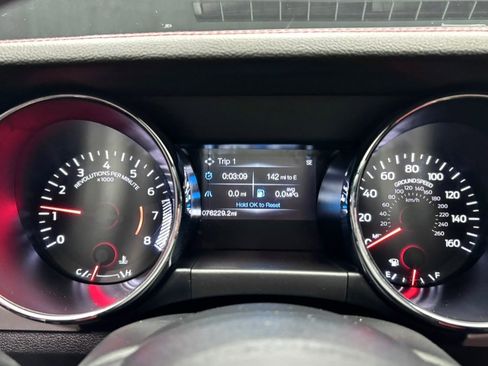 Used 2017 Ford Mustang Premium image 35