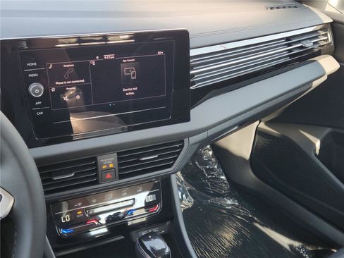 New 2025 Volkswagen Jetta S image 18