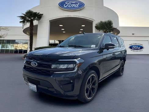 Certified 2023 Ford Expedition Limited AWD/4WD image 1