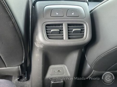 Used 2024 Buick Envision Avenir image 25