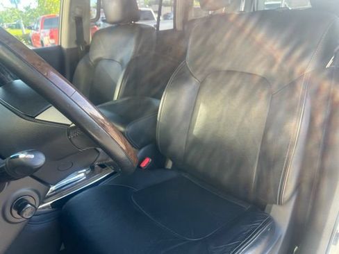 Used 2016 INFINITI QX80 4WD image 18