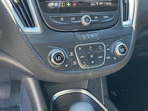 Used 2023 Chevrolet Malibu LT FWD image 23