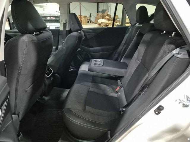 Used 2025 Subaru Outback Premium AWD/4WD image 25