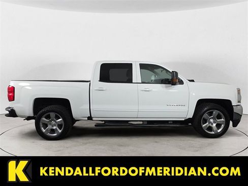 Used 2018 Chevrolet Silverado 1500 LT w/ Max Trailering Package image 6