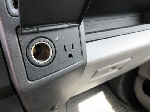 Used 2022 Ford F550 4x4 SuperCab Super Duty image 15