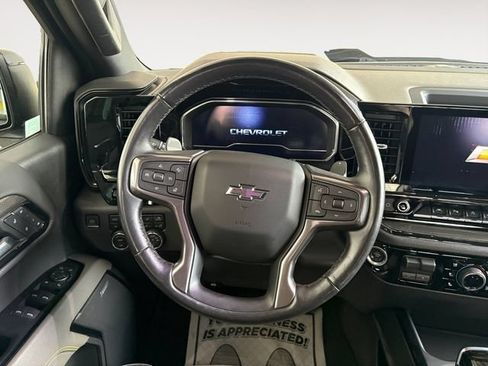 Used 2022 Chevrolet Silverado 1500 ZR2 w/ Technology Package AWD/4WD image 10