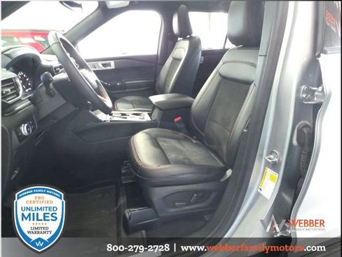 Used 2023 Ford Explorer ST-Line w/ Class IV Trailer Tow Package AWD/4WD image 12