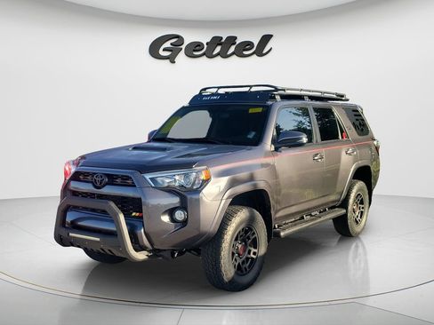 Used 2018 Toyota 4Runner TRD Off-Road Premium AWD/4WD image 1