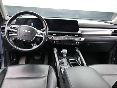 Used 2025 Kia Telluride S FWD image 15
