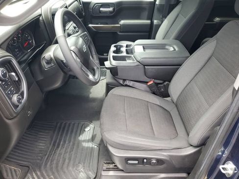 Certified 2022 Chevrolet Silverado 1500 RST w/ Z71 Off-Road Package AWD/4WD image 17