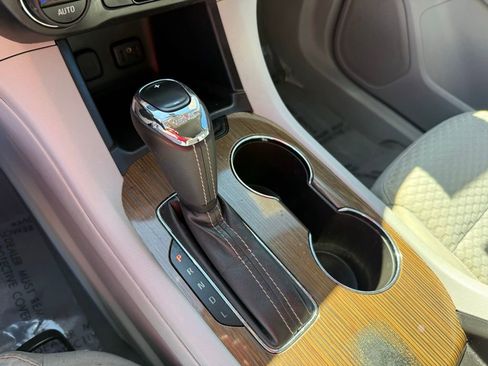 Used 2018 GMC Acadia SLE w/ LPO, Protection Package image 28