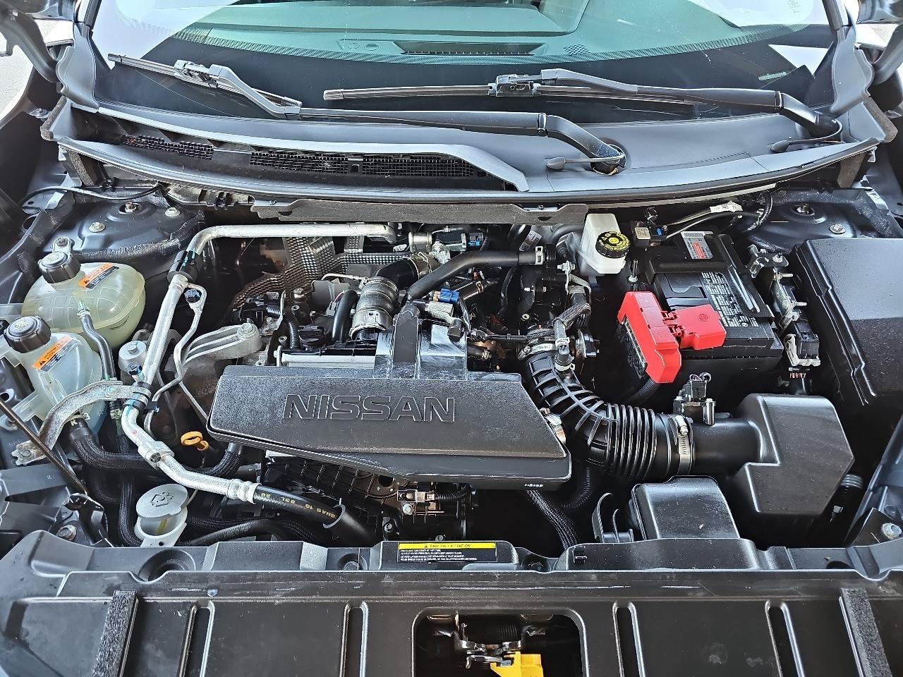 Used 2024 Nissan Rogue S AWD/4WD image 24