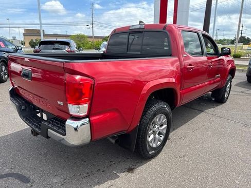Used 2016 Toyota Tacoma SR5 w/ SR5 Appearance Package (SN) AWD/4WD image 5