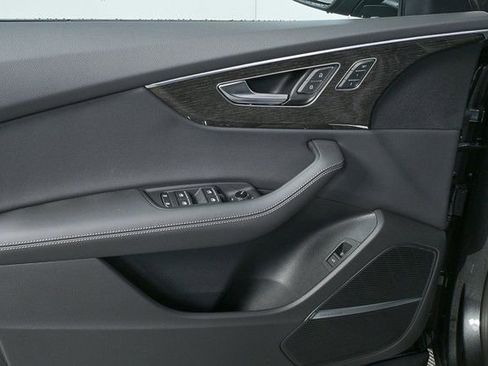 New 2026 Audi Q8 Premium Plus image 4