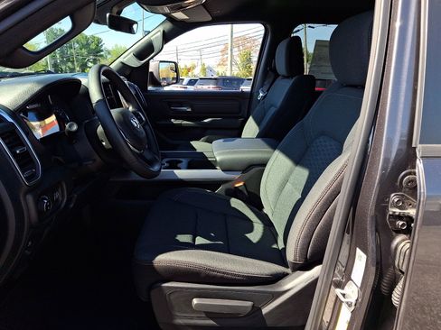 New 2026 RAM 1500 Express image 13