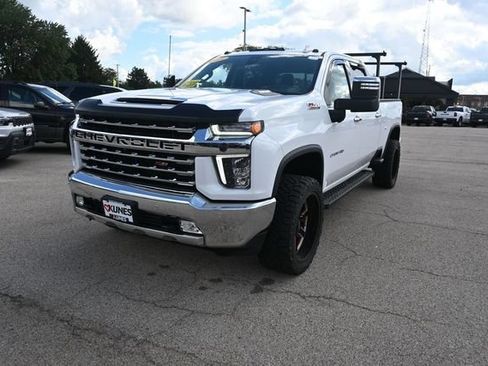 Used 2021 Chevrolet Silverado 2500 LTZ w/ LTZ Premium Package AWD/4WD image 3