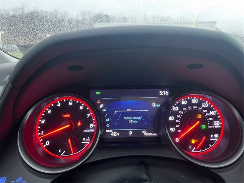 Used 2022 Toyota Camry XSE image 15