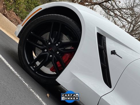 Used 2019 Chevrolet Corvette Stingray Coupe image 10