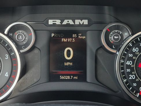 Used 2024 RAM 2500 Big Horn AWD/4WD image 18