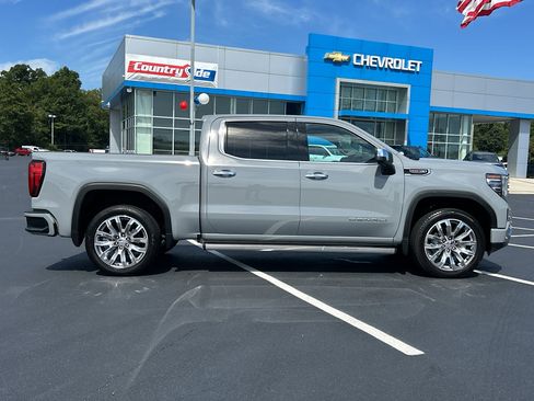 Used 2025 GMC Sierra 1500 Denali w/ Denali Reserve Package image 7