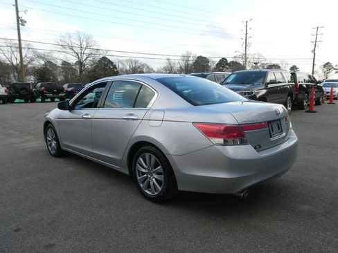 Used 2011 Honda Accord EX-L image 8