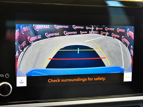 Used 2025 Toyota Camry LE FWD image 19