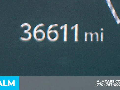 Used 2025 Toyota Camry SE image 61