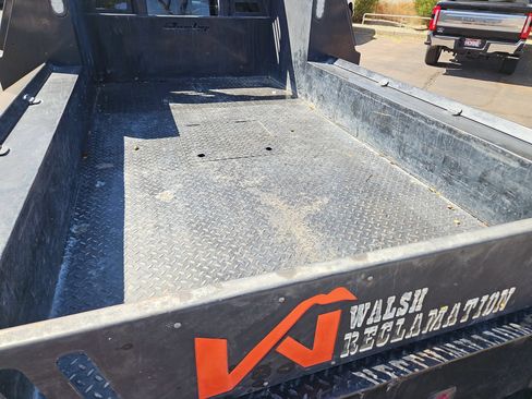 Used 2023 RAM 3500 Tradesman w/ Chrome Appearance Group AWD/4WD image 7