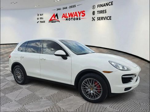Used 2011 Porsche Cayenne Turbo AWD/4WD image 28