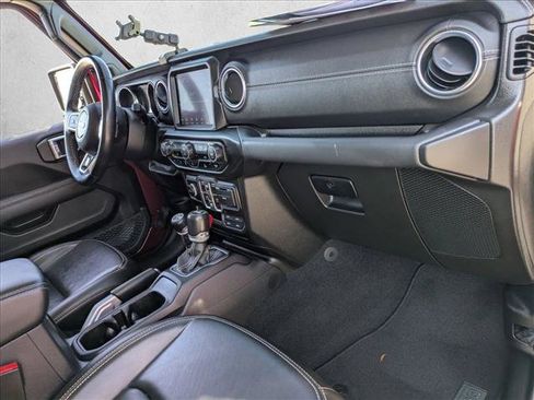 Used 2021 Jeep Wrangler Unlimited Sahara image 22