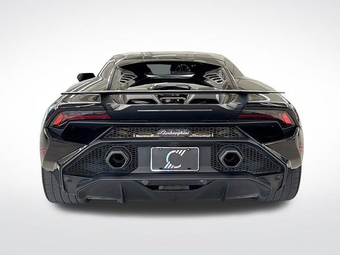 Used 2024 Lamborghini Huracan Tecnica image 4