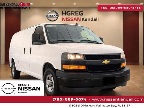Used 2021 Chevrolet Express 2500 RWD image 1